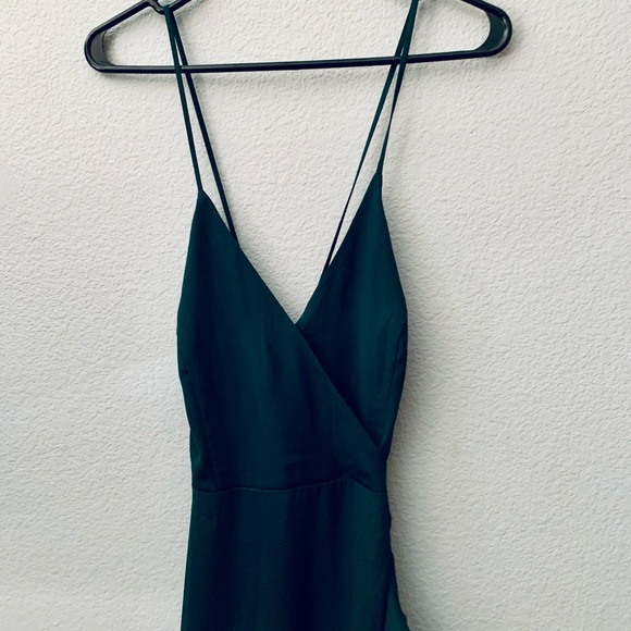 Shien crisscross ruffled asymmetrical dress - Picture 6 of 7